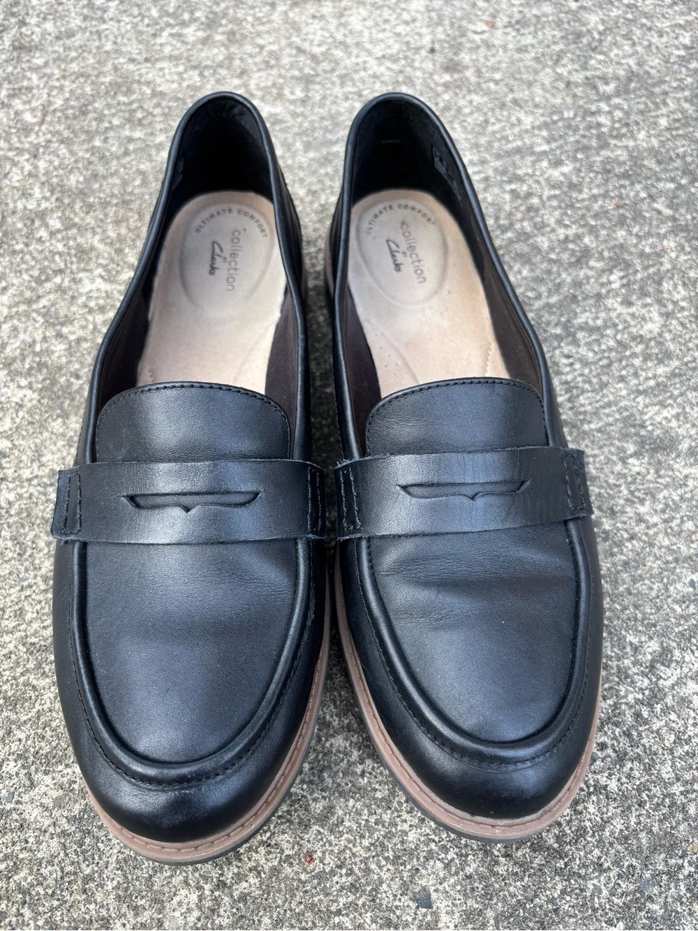 Clarks Black Leather Penny Loafers Women’s Size 10 Classic Comfort Shoes